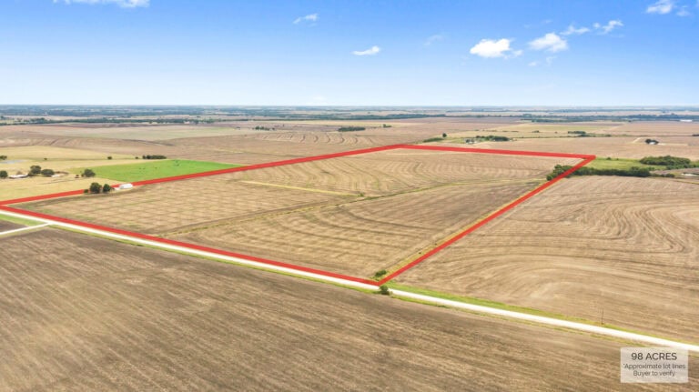 https://jananorsrealestate.com/wp-content/uploads/03_HCR_4358_98_acres_2_mls.jpg